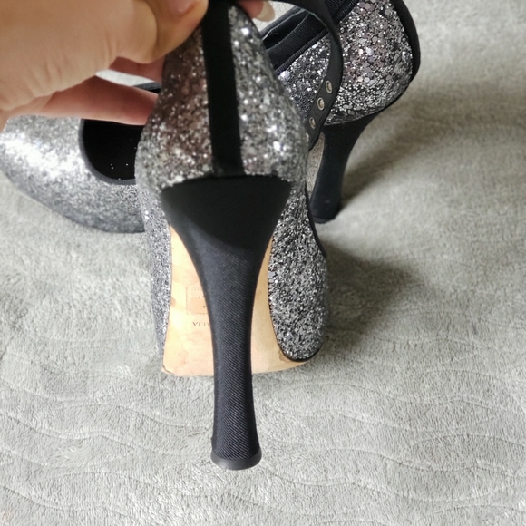 Dsquared2 authentic black and silver  shoes - Picture 2 of 4